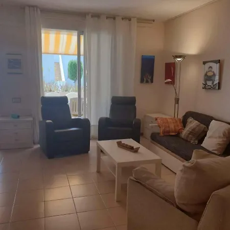 Sunflat Holidays Paradise Punta Prima לה פינדה
